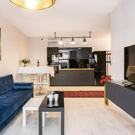 Maya's Flats & 26 - Panorama View * غدانسك