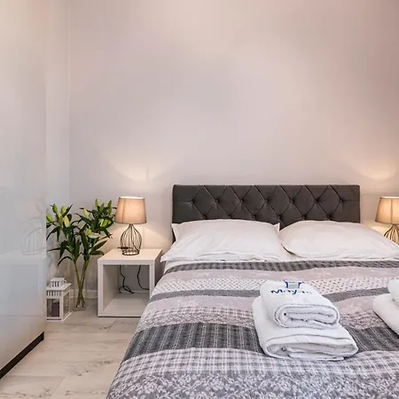 Maya's Flats & 26 - Panorama View * Gdańsk