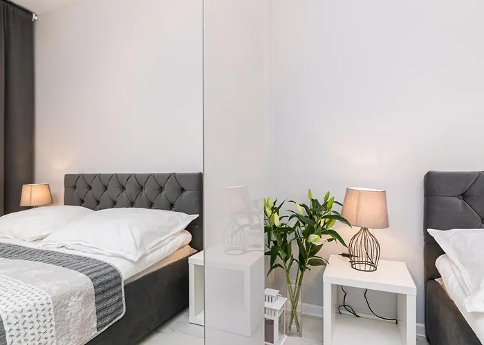 Maya's Flats & 26 - Panorama View *